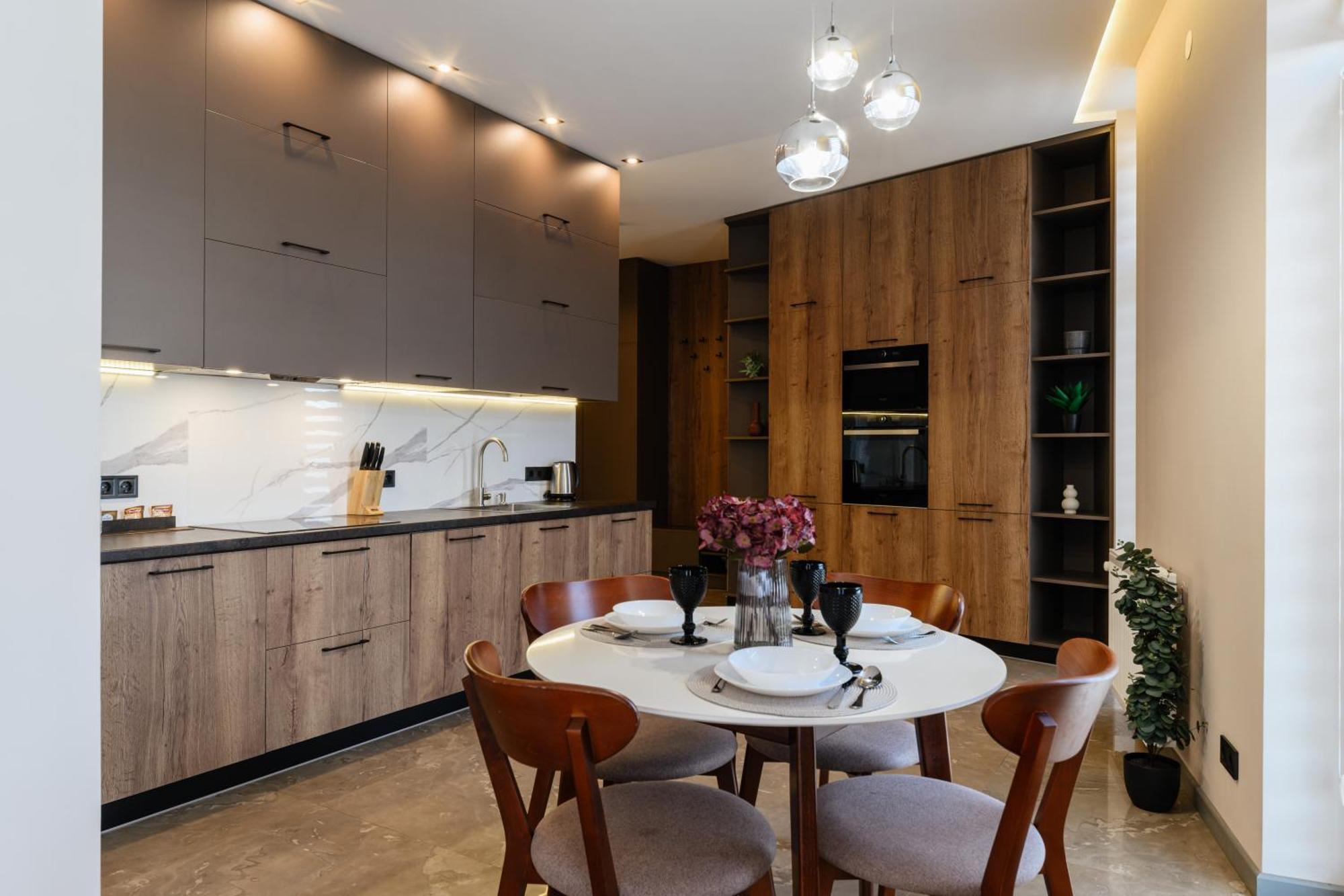 Luxury Apartments Smart House Ужгород Екстериор снимка