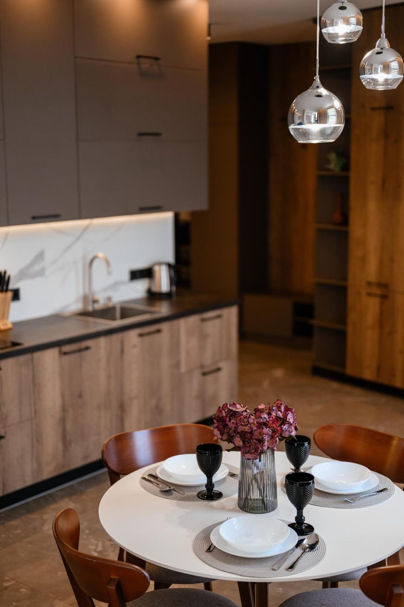 Luxury Apartments Smart House Ужгород Екстериор снимка