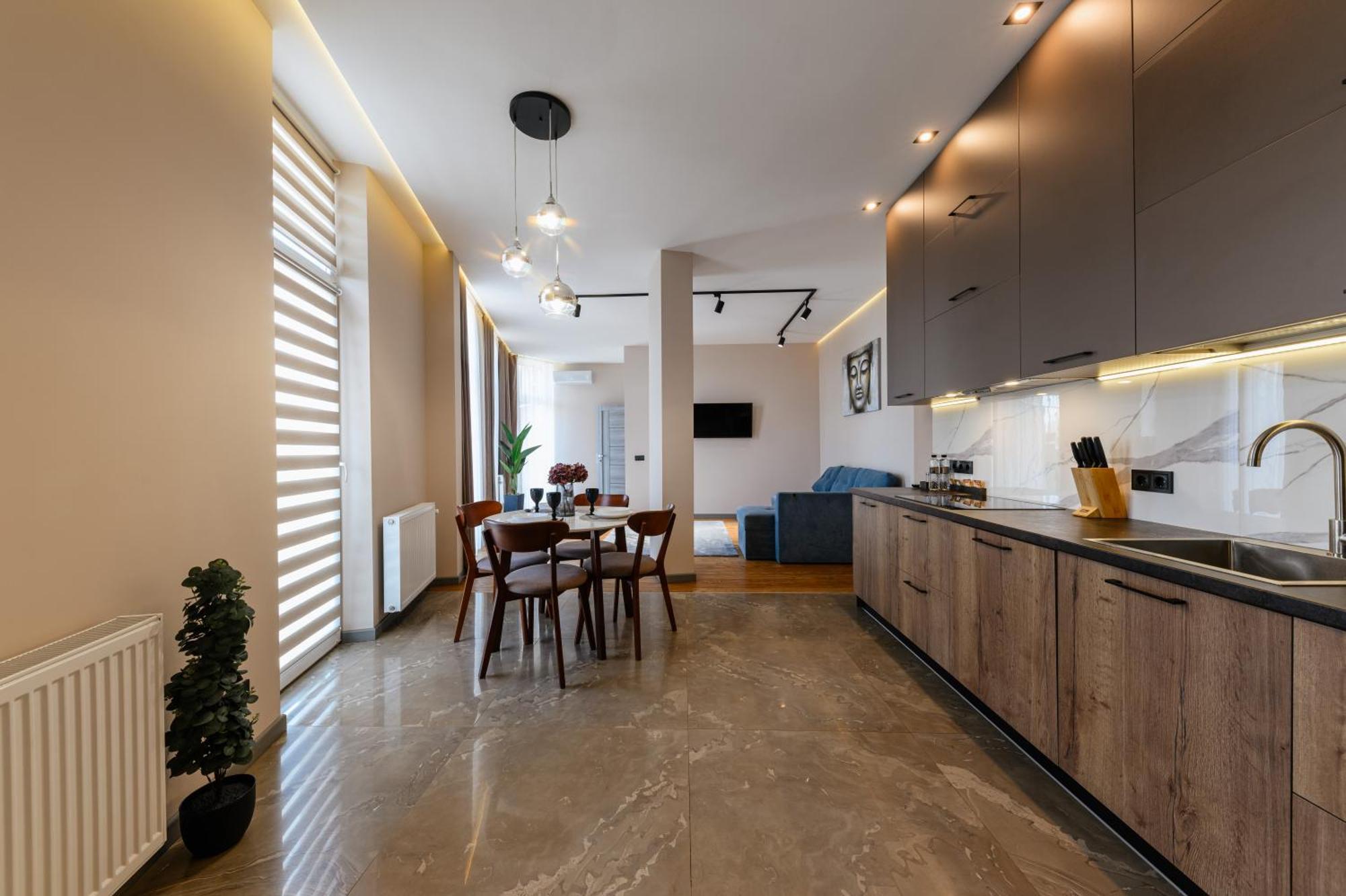 Luxury Apartments Smart House Ужгород Екстериор снимка