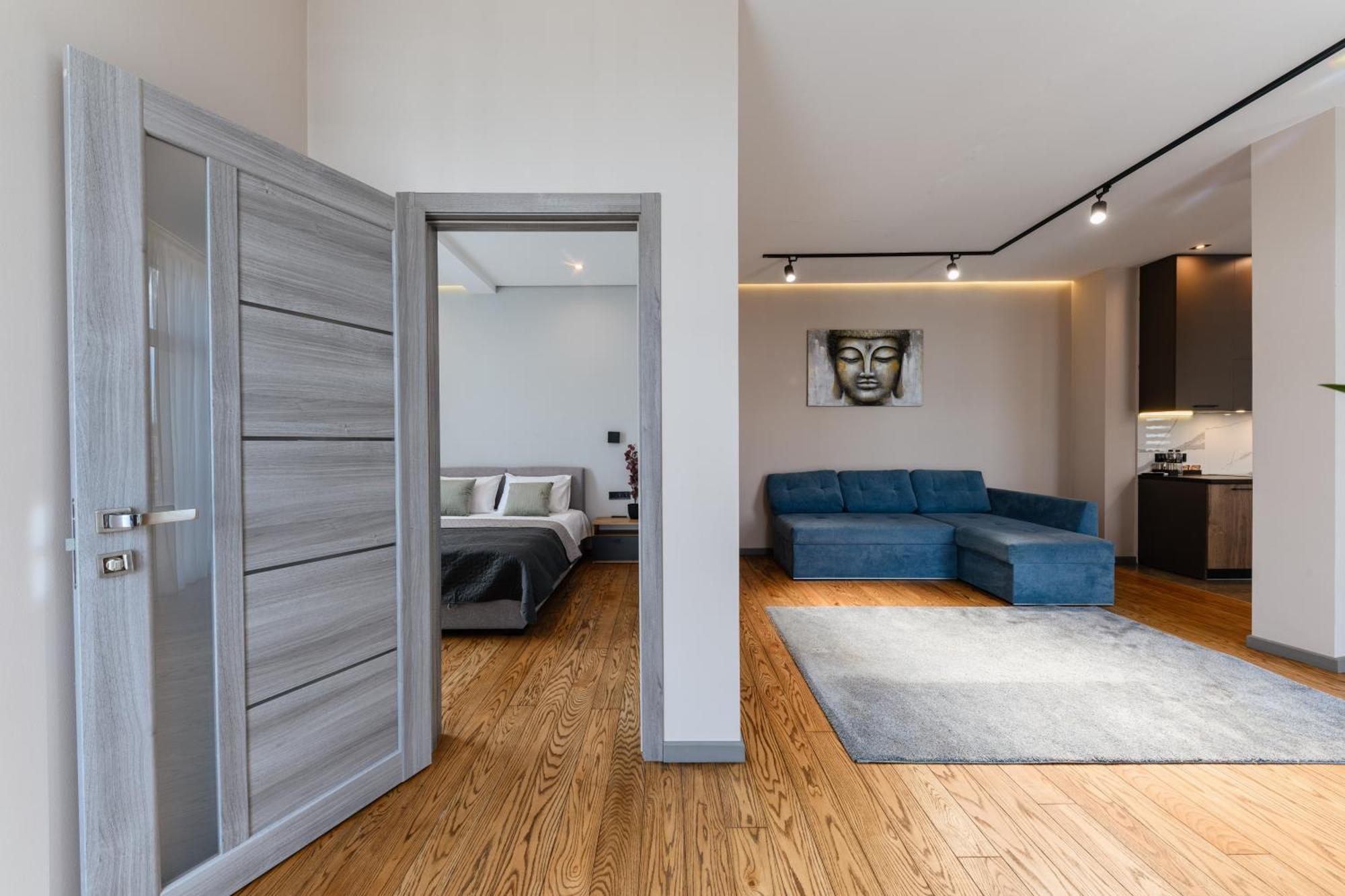 Luxury Apartments Smart House Ужгород Екстериор снимка