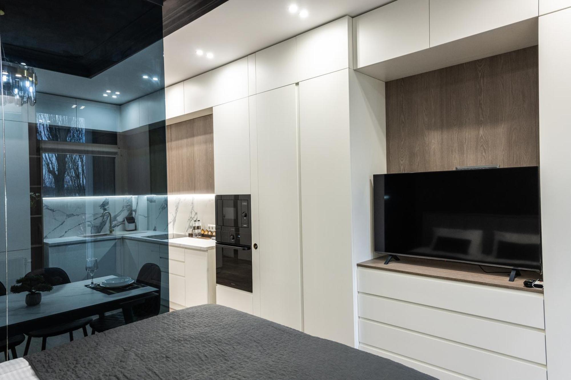 Luxury Apartments Smart House Ужгород Екстериор снимка